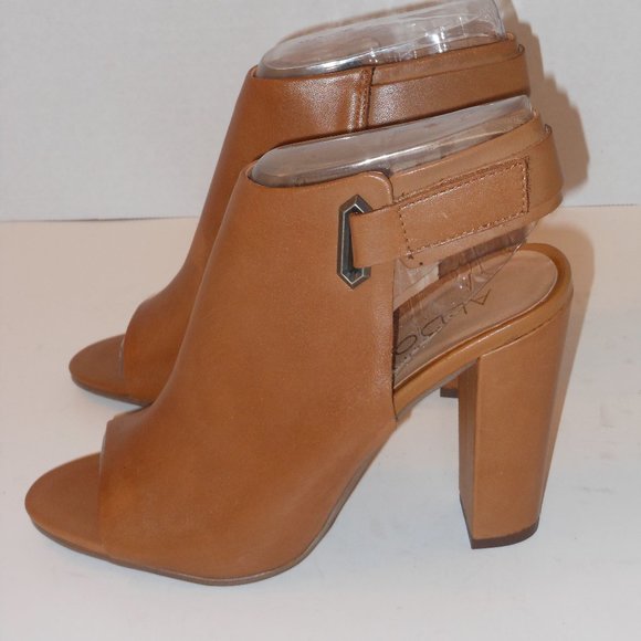 ALDO TAN LEATHER SHOES SIZE 8 MEDIUM-NEW IN BOX - Picture 4 of 11